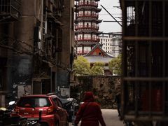 -绳金塔