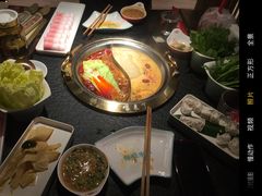 -熊喵来了火锅·牧场好肉(邯郸邯山万达店)