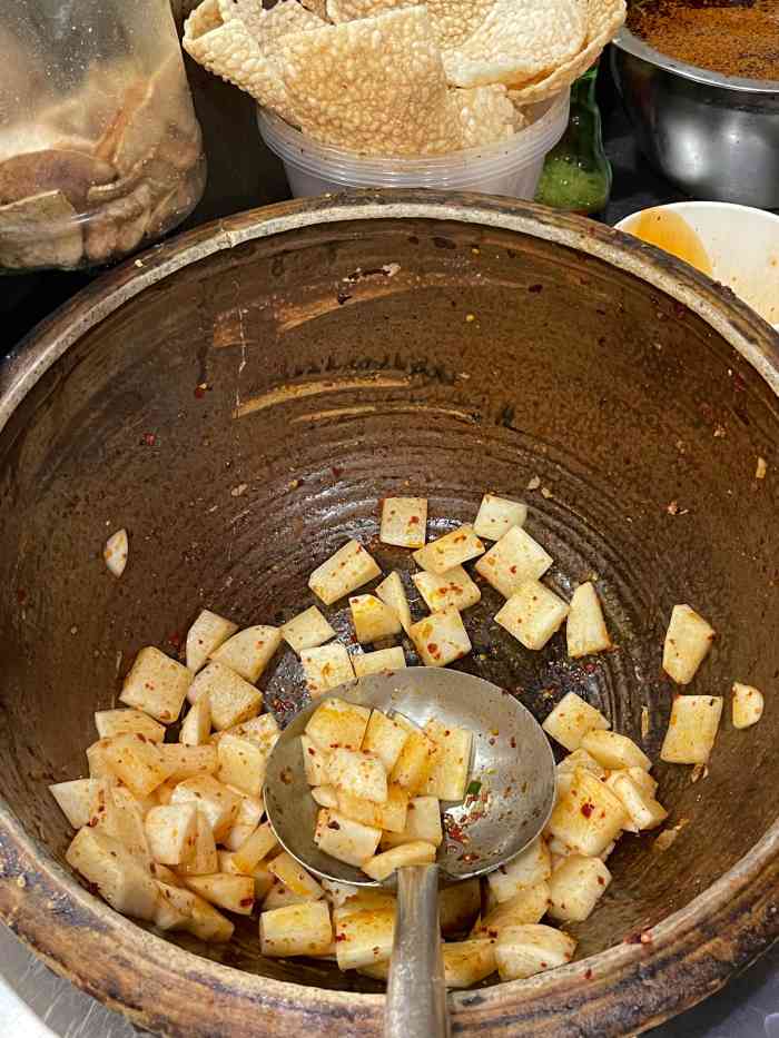 张大姐酸萝卜小吃店(南华北门店)-"在南华大学这边,想吃泡菜了,这家