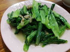 油渣炒油麦菜-老兵牛蹄店(下沙店)