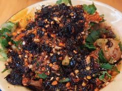 口口脆-拈签一笑黄牛肉辣卤串串