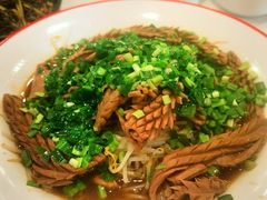 -鑫巴蜀小镇 · 水煮鱼专研店(玉桥店)