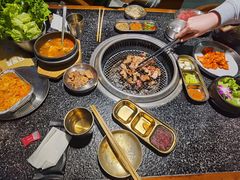 -红泥小火炉·东北泥炉烤肉(天一旗舰店)