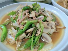 -峡谷农家乐饭店