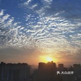 彩霞满天