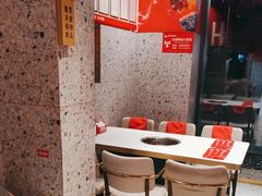 -宏姐串串香(征仪路店)