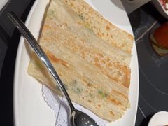 -鞍山大白鲨美食酒店