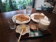 -默迹咖啡馆