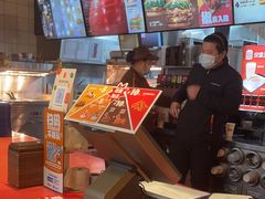 -汉堡王(华润五彩城店)