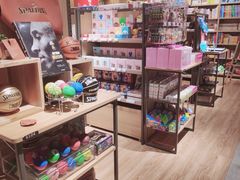 -百新书局(尚悦湾店)