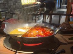 -湊湊火锅·茶憩(杭州湖滨银泰in77店)