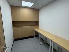 -公园前(地铁站)