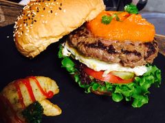 -HIGH FIVE哈福手工汉堡(桂林路店)