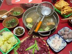 -潮汕·草根牛肉档(上海荟聚城市集市店)