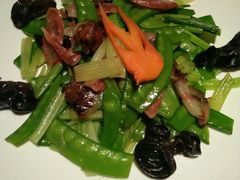 -八府香鸭·啫啫煲(华山路店)