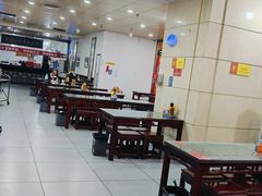 -牛一嘴·兰州牛肉面·大盘鸡(财富中心店)