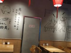 大堂-头壹号 大油条·老长沙盖码饭(北辰店)