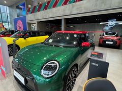 -上海普陀宝诚MINI4S店(红柳路店)