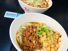 -秦云老太婆摊摊面(磁器口店)