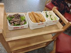 -浪里寻·臻牛养生牛肉火锅(方圆荟店)