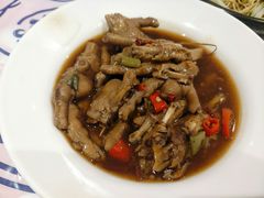 油焖麻辣凤爪-松哥油焖大虾(皇岗一店)