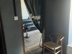 -VR 间客漫·PS电玩·虚拟现实包间游戏电竞(街道口店)