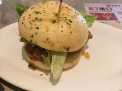 -必胜客(余姚五彩城店PH店)