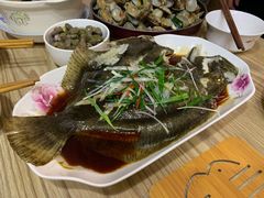 -渔人湾码头海鲜市场负二楼