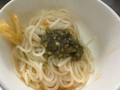 -李记特色罐罐米线(重庆中环大厦店)