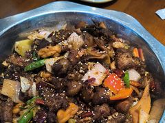-休记光头香辣蟹干锅(绵竹店)