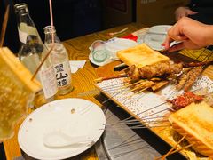 -聚串门儿·东北烧烤(信义坊店)