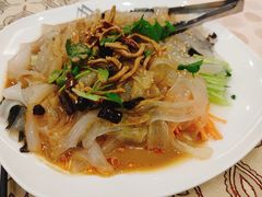吉林自制拉皮-长白山国际酒店中餐厅