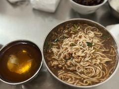 -正宗杨记普洱酸醋米线(总店)