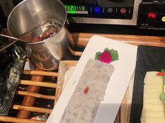 -老牌坊云南鱼豆花火锅(哈西万达店)