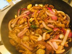 招牌胡须佬鸡煲-胡须佬鸡煲四季火锅店(石厦西村直营店)