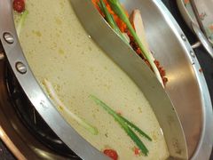 -沸炉重庆老火锅(军事博物馆店)