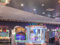 -反斗乐园π·电玩·高空拓展·蹦床(龙华天虹店)