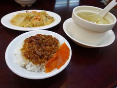 -胡须张鲁肉饭(美食文化馆店)