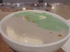 醇芋泥开心果双皮奶-满记甜品(优客百盛店)