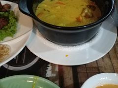咖喱牛腩-玖月时尚泰式餐厅