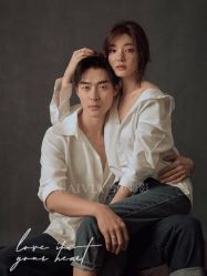 -雪中彩影婚纱摄影·微光艺术中心