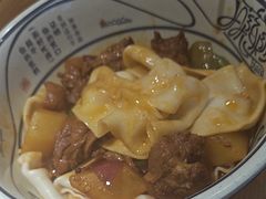 -陇上秦轩西安biangbiang面(朝龙汇店)