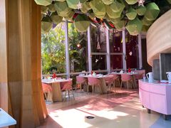 -水桶王国主题餐厅·聚会·生日派对·亲子活动·家庭套餐(亚龙湾希尔顿店)