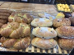 -昆明冠生园·蛋糕·面包(南强街店)