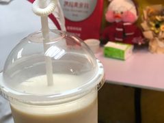 -志龙皇冠吃货椰子铺