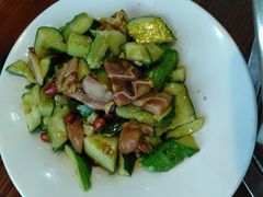 拍黄瓜顺风耳-咱家大院海鲜家常菜