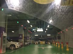 -国瑞城·停车场