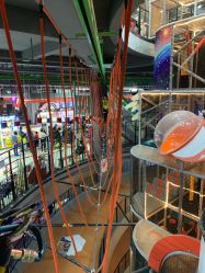 点击看大图 -嗨翻Hi-Fun竞技主题乐园·蹦床团建生日聚会(五棵松华熙店)