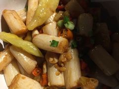 酸辣藕尖-唐伯虎新派湘菜馆(石夏时代广场店)