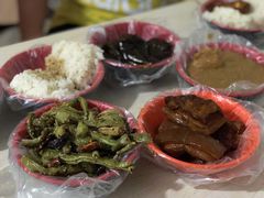 -咱家王新国把子肉(县东巷店)